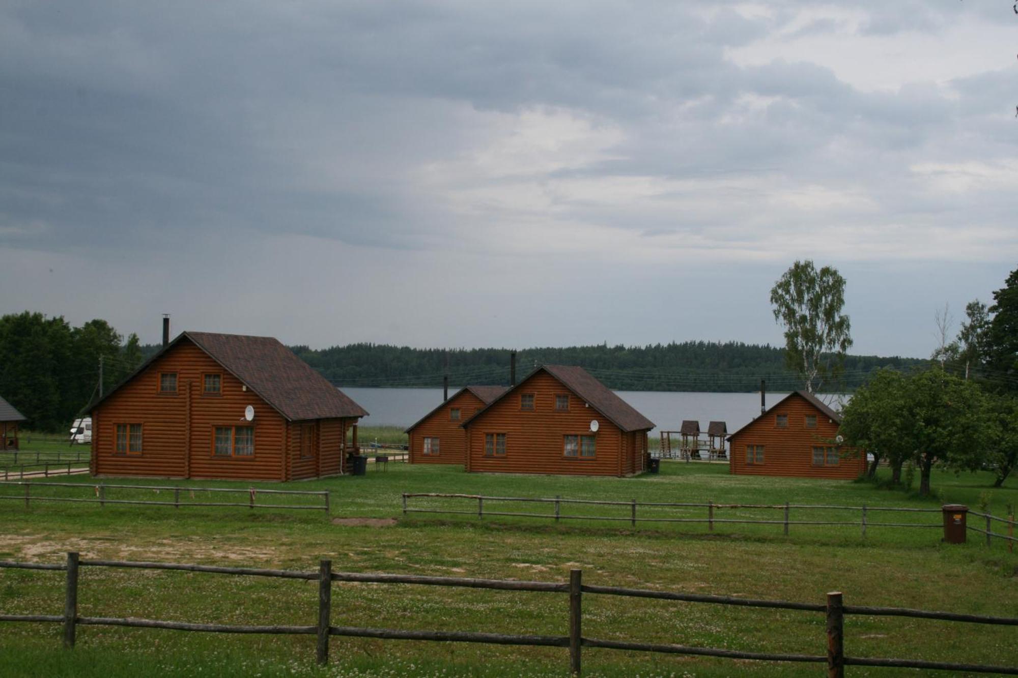 Guest House Zirga Smaids Kusneri Exterior photo